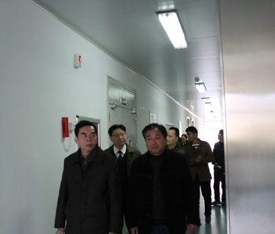 省人大農(nóng)林科技創(chuàng)新調研組蒞臨仙客來公司調研