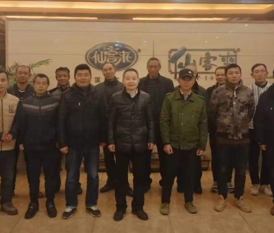 質(zhì)量在手中  安全在心中|新年伊始  享受國務(wù)院特殊津貼專家、潘新華董事長情暖工地建設(shè)者