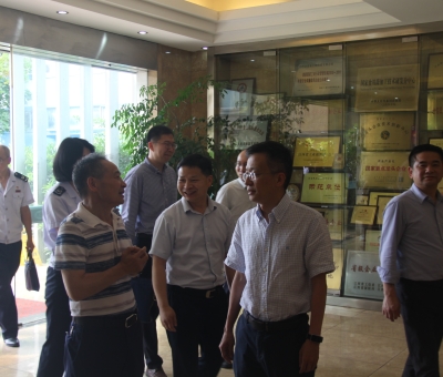 江西省稅務局黨委委員、總審計師賴竹華一行蒞臨仙客來考察調研